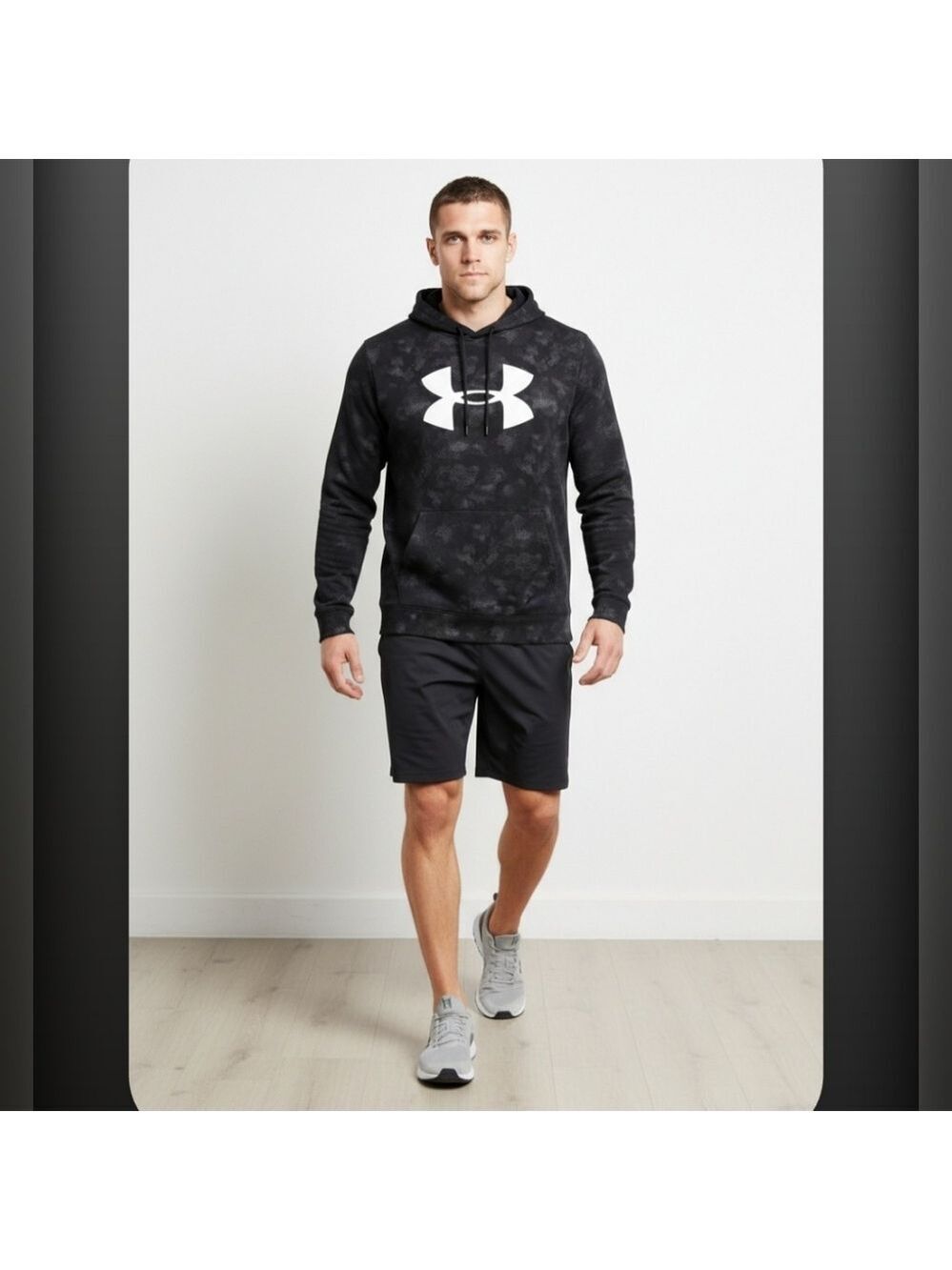 Under Armour Mens Hoodie Size XL